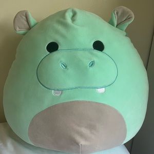 Squishmallow Hank the Hippo 16”